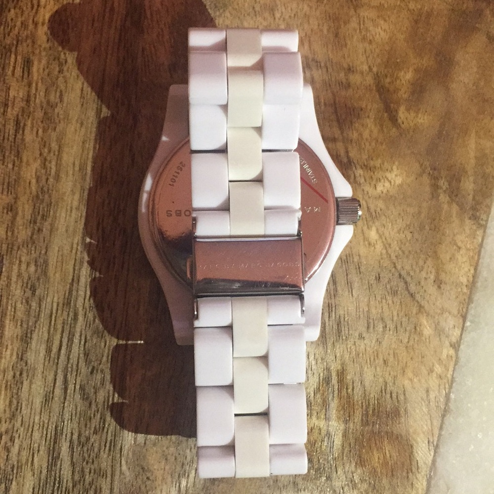 Marc by Marc Jacobs white watch!. - Picture 4 of 4